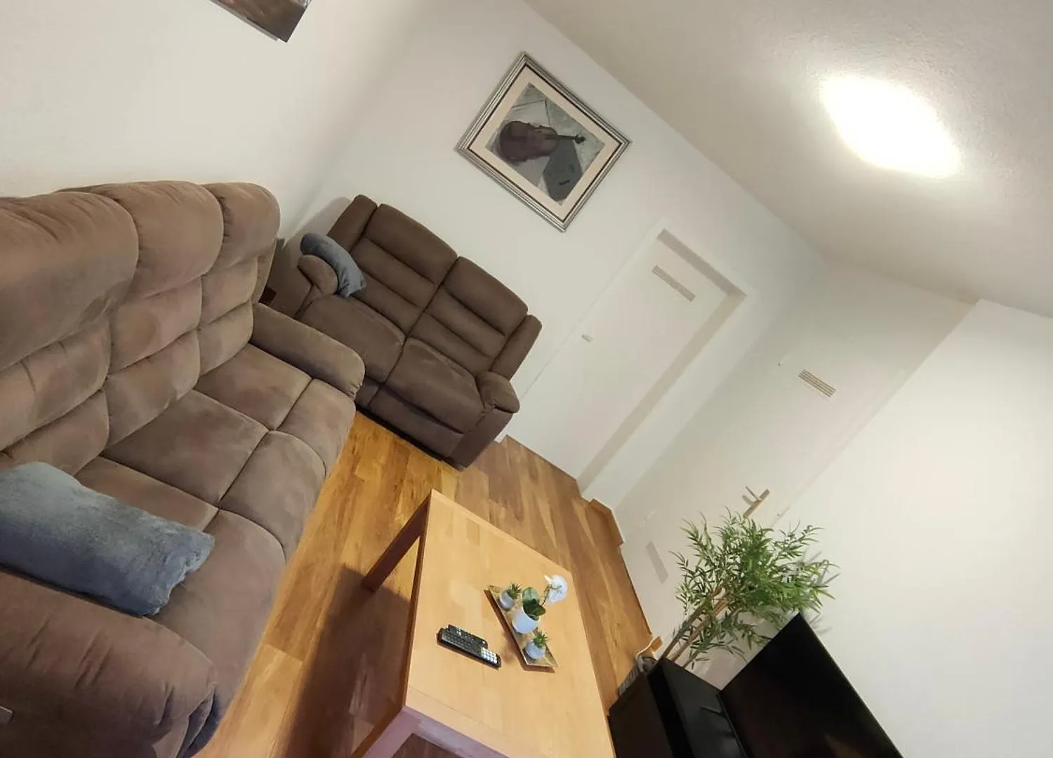 Large Central Apartment - Modern & Fully Equipped - Near Fair Cologne 0*,